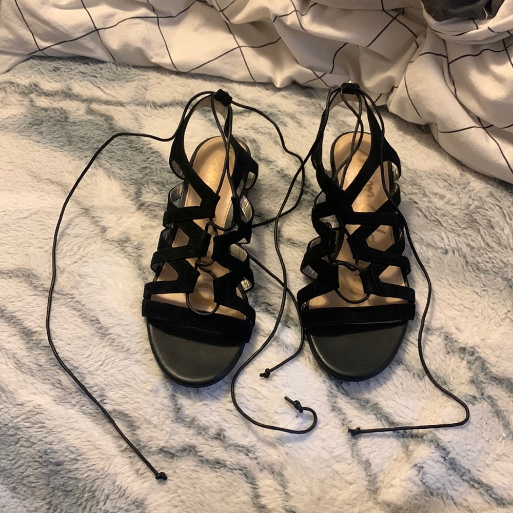 Sam Edelman size 6 with string straps